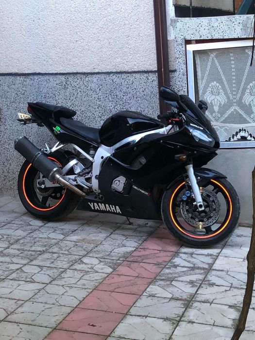 Yamaha R6 на ЧАСТИ