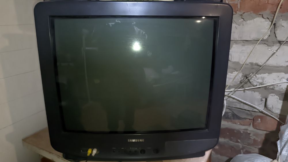 Продам два телевизора