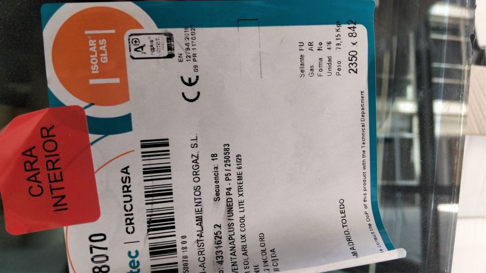 Vand sticla cu tratament solar