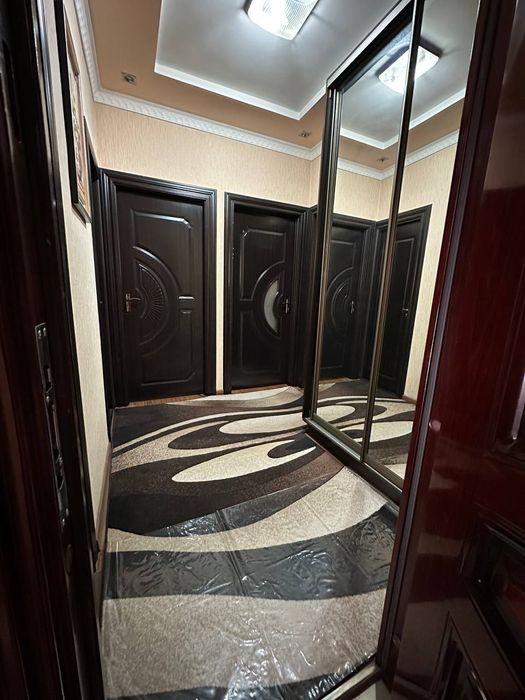 Продаётся квартира на перевом этаже в Чиланзарском районе