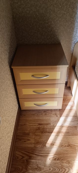 Спальный гарнитур для подростка б/у