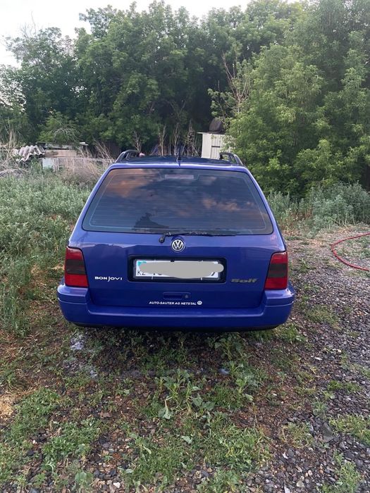 Продам гольф 3  1.8  универсал