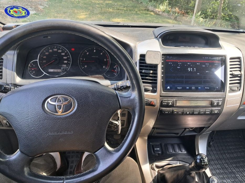 Toyota Land Cruiser j 120 autoutilitara