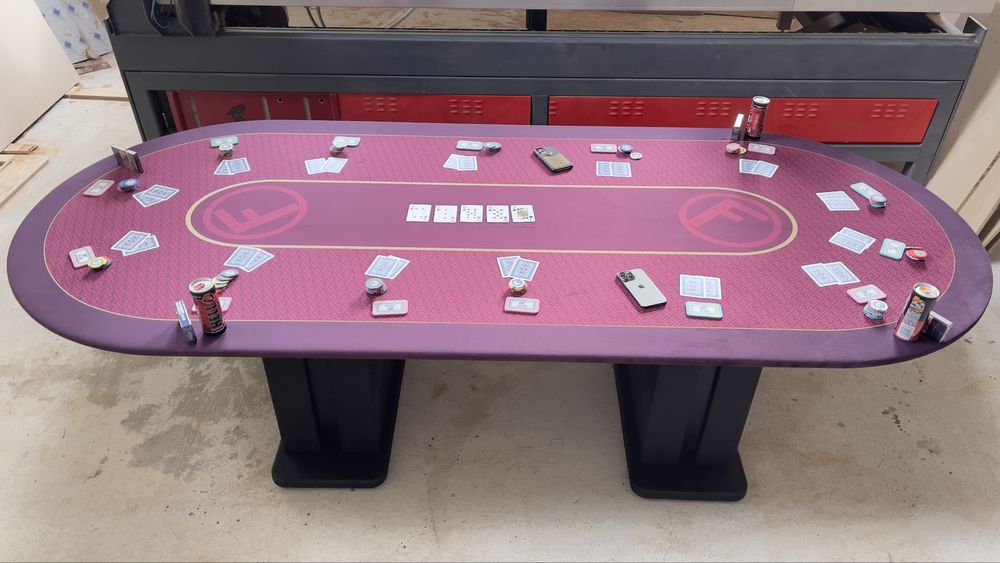 Mese poker 300 € blat CustomTables.eu | masa poker studenti