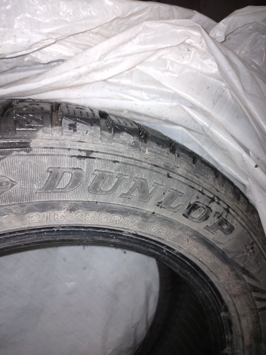 Продам зимние шины с шипами
