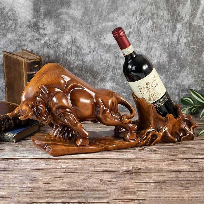 Нова Статуетка Телец  - Поставка за Бутилка Бик