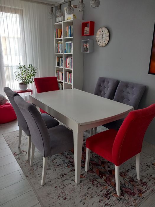 Трапезна маса [ТЕДИВА]