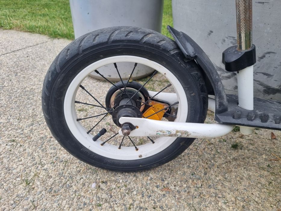 Jucarii cu pedale pt copii