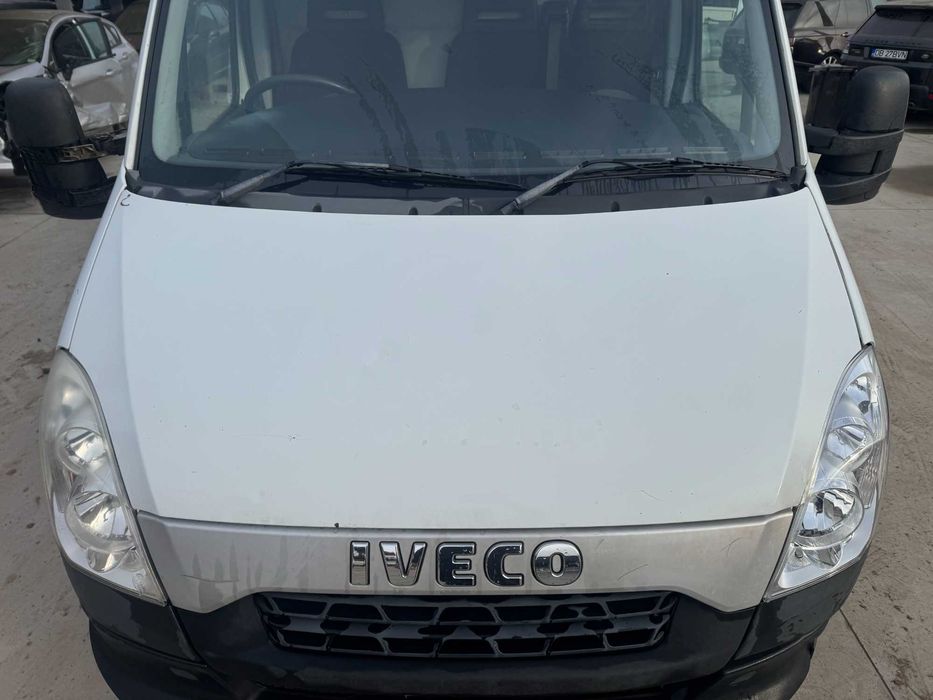 Dezmembrez Iveco 2.3 euro 5 2012 100 000 mile