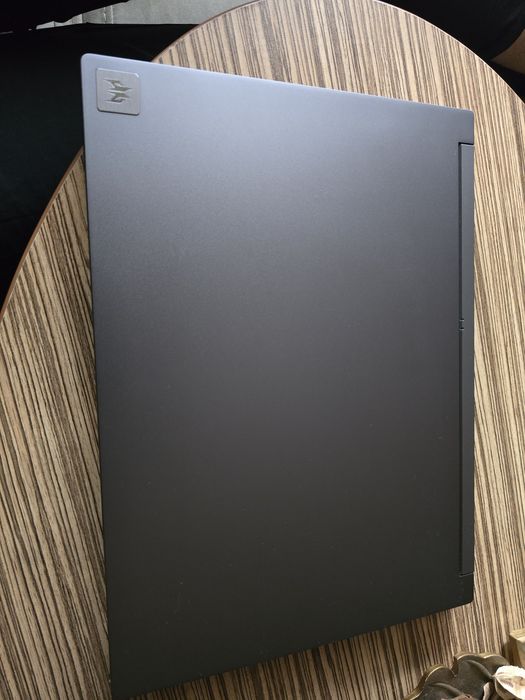 Acer Predator PT516-51s