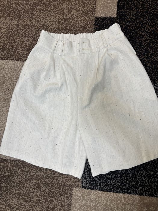 Комплект сако с къси гащи