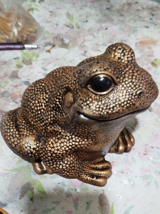 Копилка Лягушка из гипса