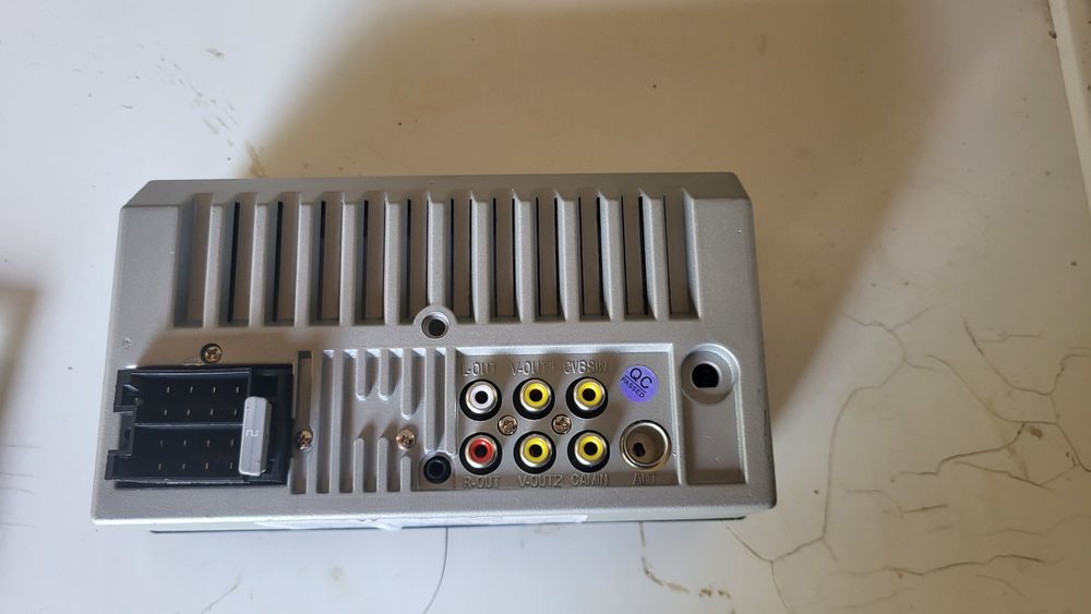 Vând casetofon radiou usb