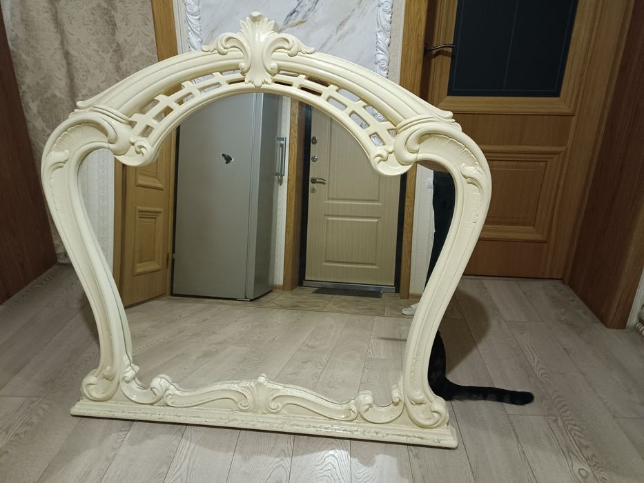 Зеркало для комода