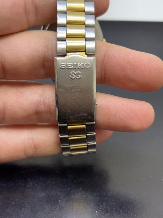 Ретро часовник Seiko Quartz SQ 5Y22-6000