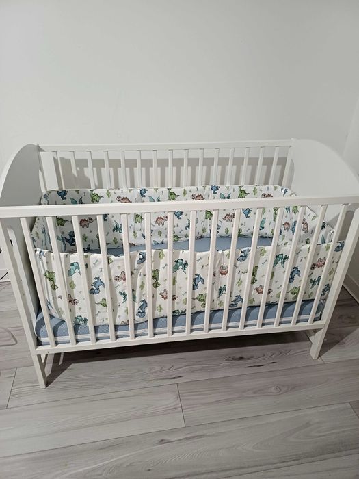 Vand patut bebe foarte putin folosit