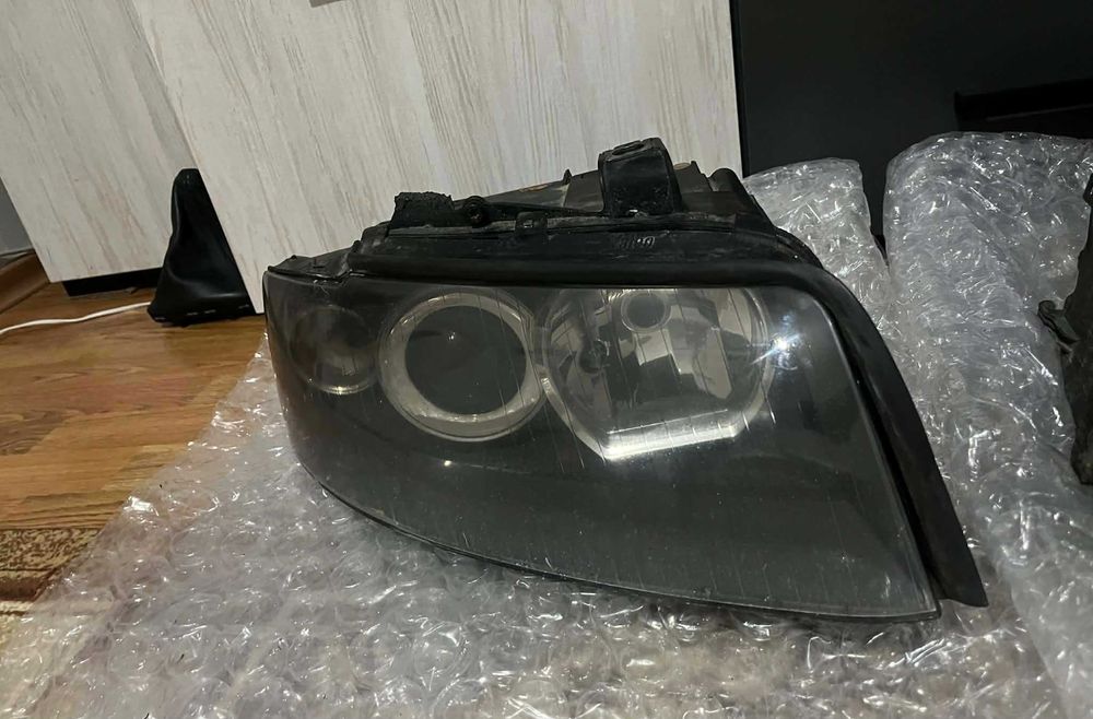 Фарове Valeo Audi a4 b6