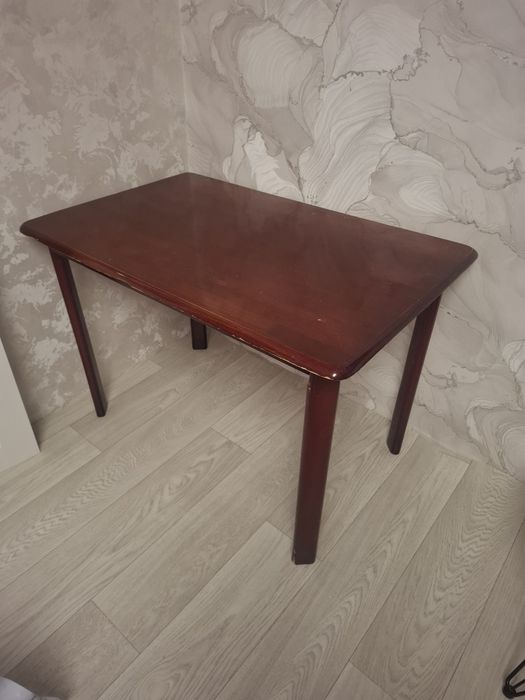 Стол  кухонный размер 110×70