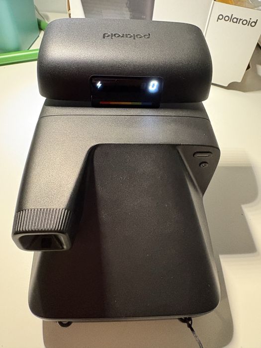 Polaroid flip instant camera