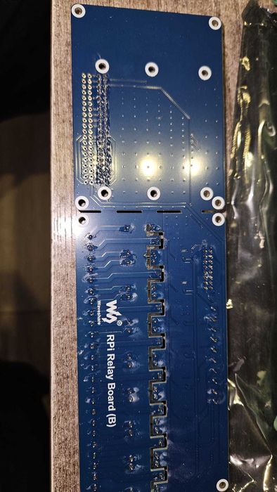 Placa cu relee Waveshare pentru Raspberry Pi