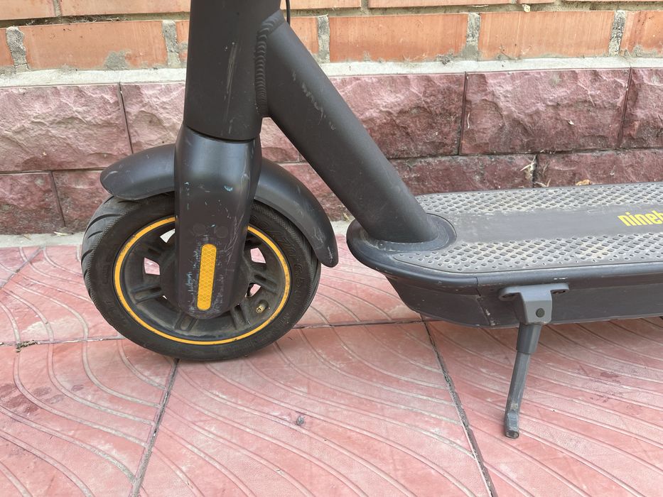 Электросамокат Ninebot