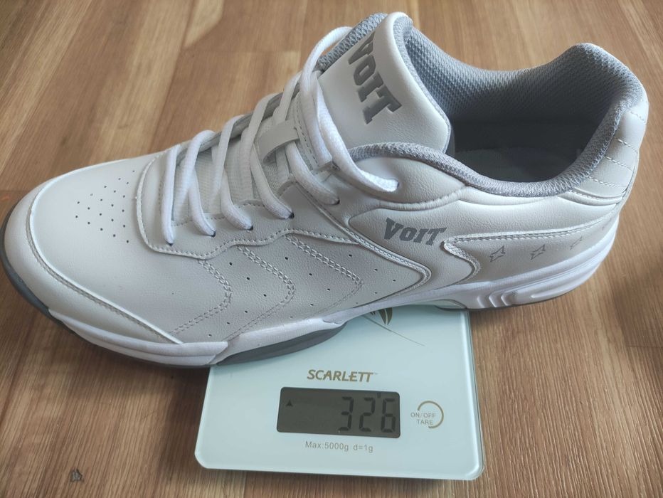 Кроссовки  бренд VOIT