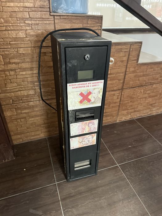 Distribuitor de jetoane / token self-service