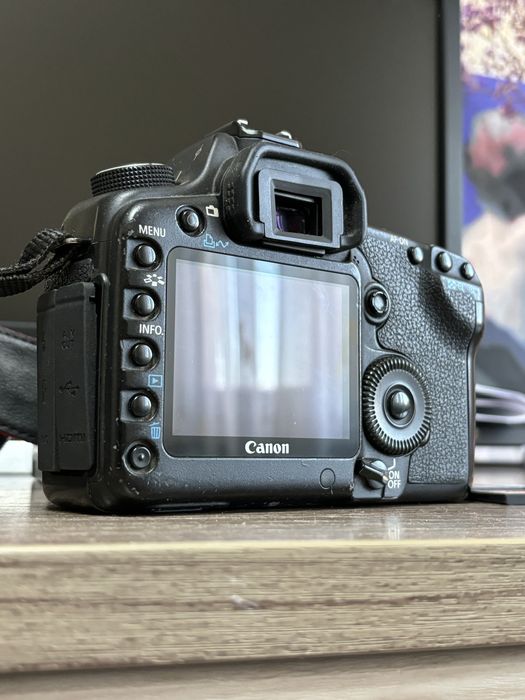 Фотоаппарат Canon eos 5D mark 2