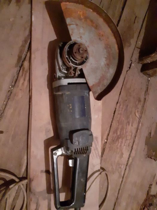 Продам болгарку оригинал