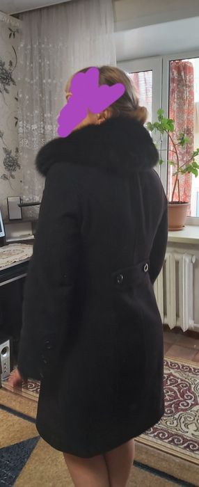 Продаю пальто демисезонное