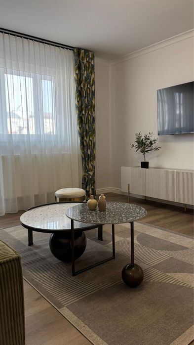 Apartament 2 camere - aproape de Piata, Cresa, Scoala 7