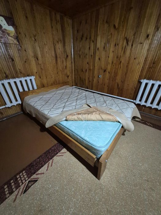 Продам кровать двухспальная