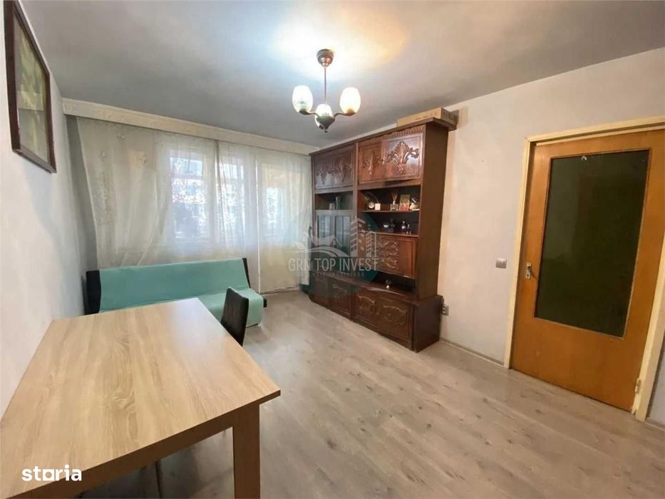 Apartament 2 camere cu balcon zona Bulevardul Mihai Viteazul