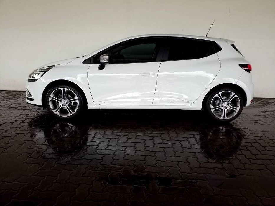 Продавам рено клио iv 1.5dci на части