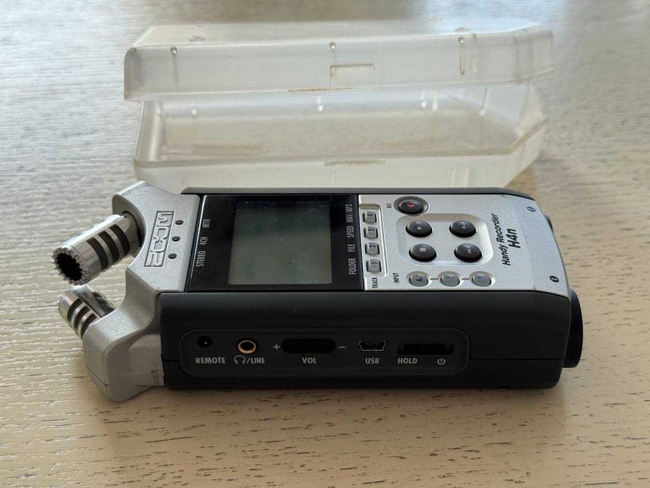 Рекордер Zoom H4n в идеальном состоянии