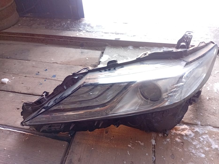 Продам фары камри 70 бу,рабочие