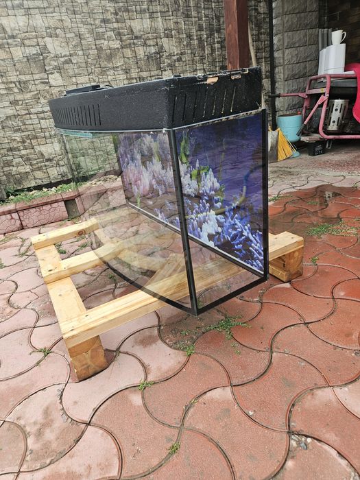 Аквариум  240 литров