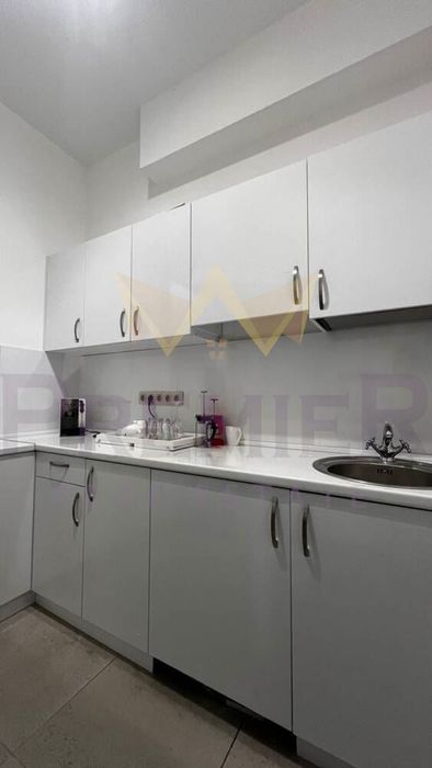 Продава се Офис в Бургас, Зорница - 83 кв.м за 1988 €/кв.м - Снимка #7