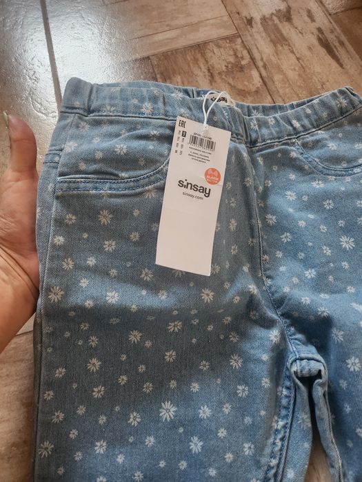 Детски дънки , нови