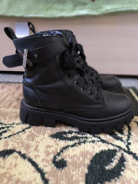 Ботинки осенне- весенние на девочку