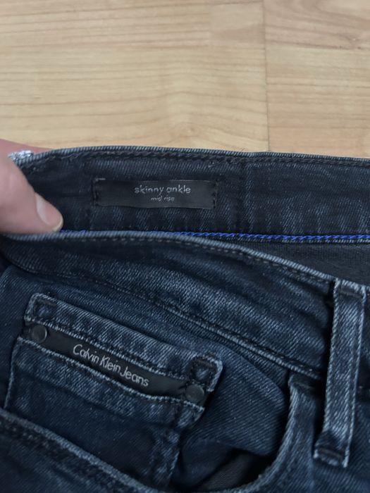 Blugi Calvin Klein marimea M