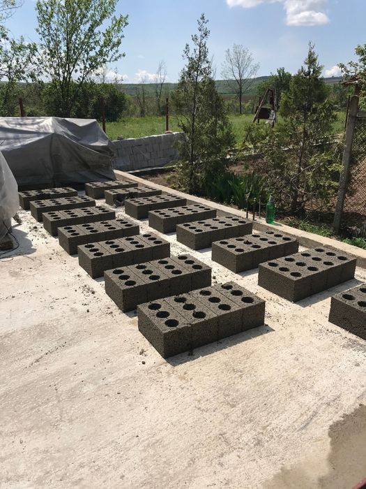 Машина за правене на тухли