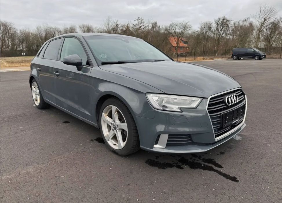 Audi A3 Sportback Audi A3 35 tfsi