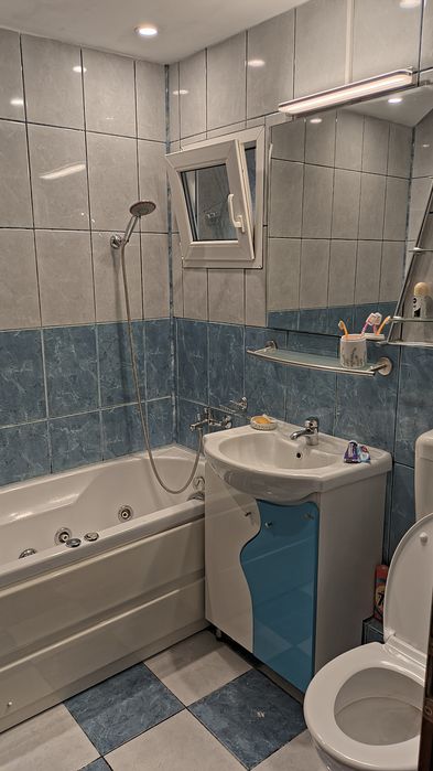 Vanzare 2 camere Mosilor, direct proprietar,intersectie cu Eminescu, Pizza Hut