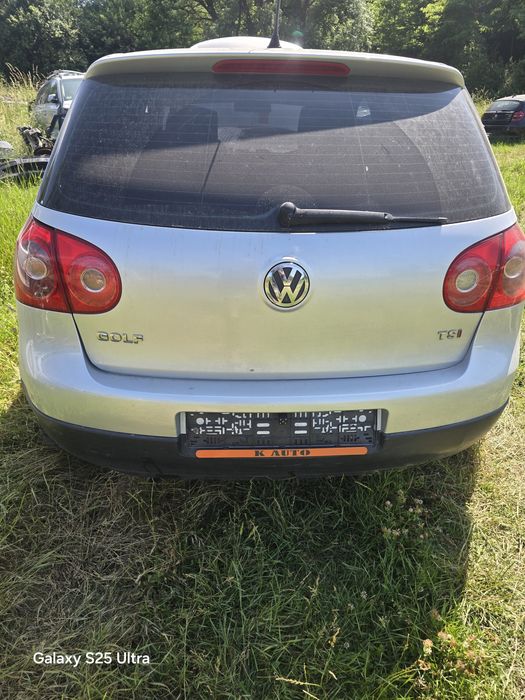 VW Golf V 1.4tsi na chasti
