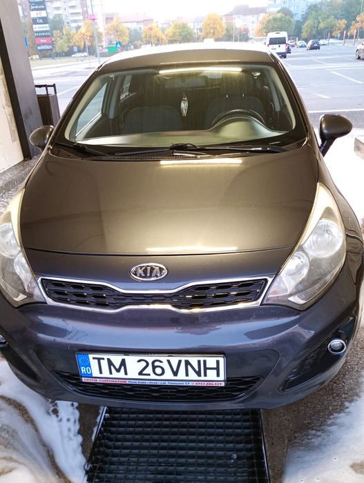 Vând KIA Rio 1.1crdi