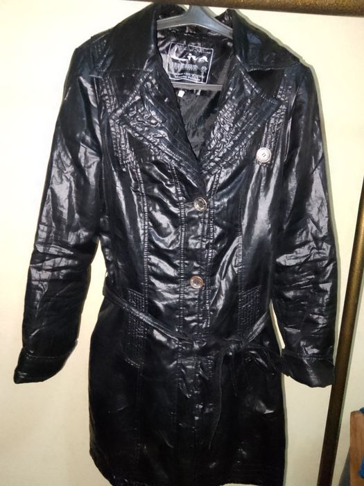 Ayoklar Plashi sotiladi