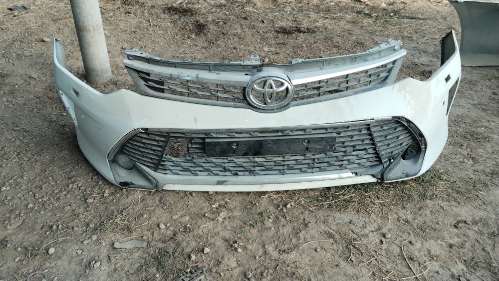Продам бампер камри 55