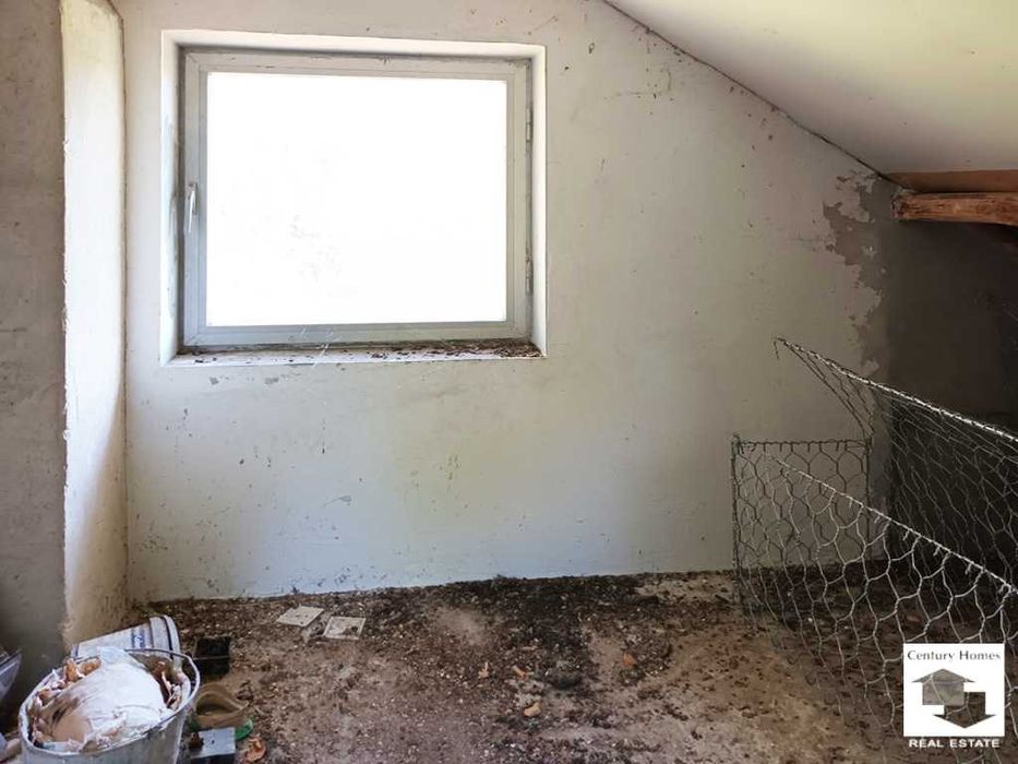 Продава се Къща в с. Буковец, Област Велико Търново - 25 кв.м за 980 €/кв.м - Снимка #3