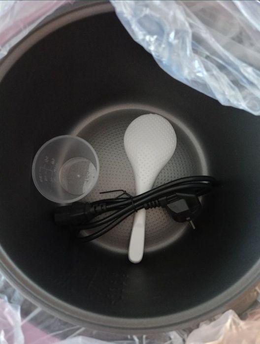 Продам мультиварку